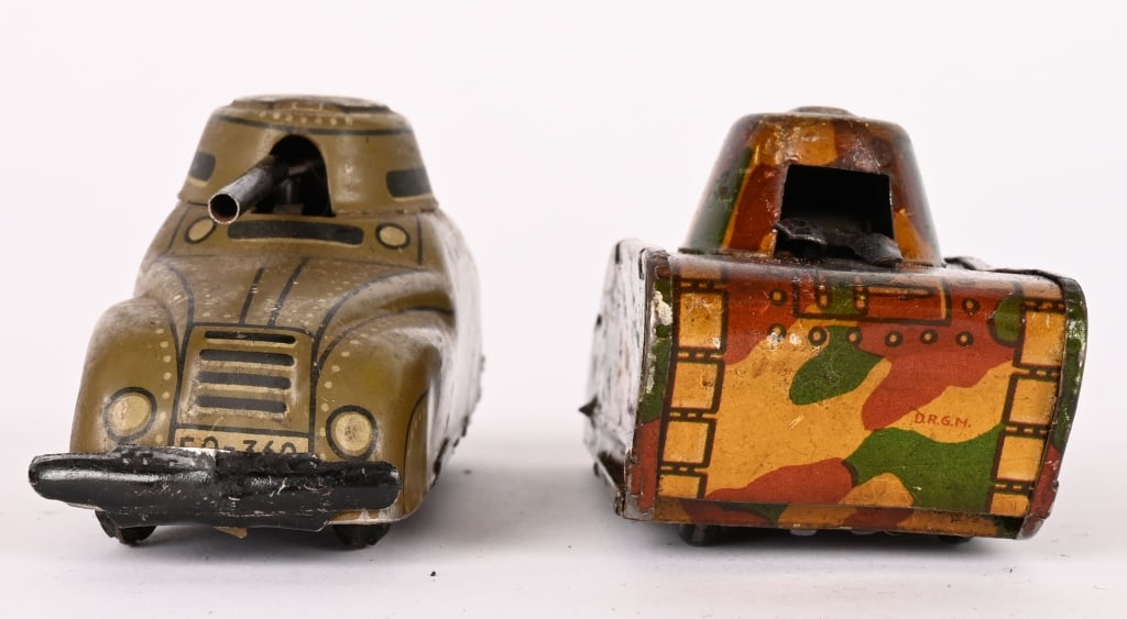 PRE-WAR JAPAN TIN WINDUP EXPLODING BRIDGE & TANKS - 8