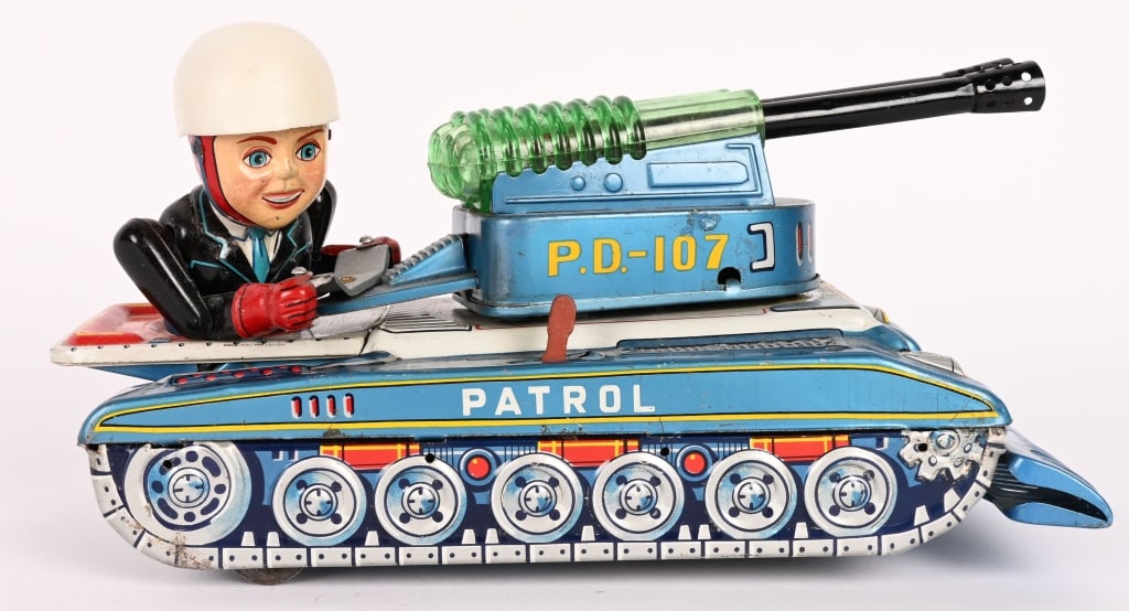 JAPAN BATTERY OP PD-107 PATROL TANK: All original in great shape. Worked when tested. 10" Excellent