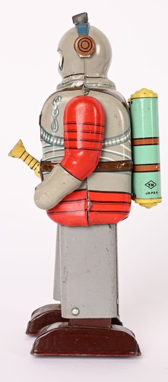 JAPAN TIN WINDUP SPACE COMMANDO - 2
