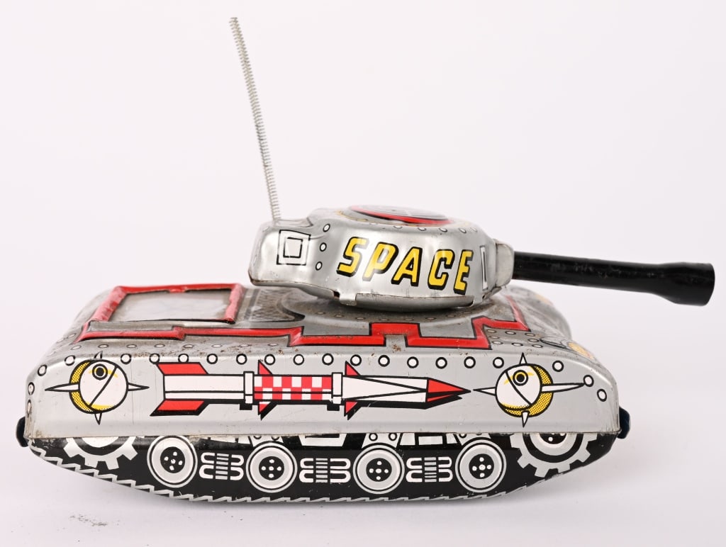 JAPAN TIN FRICTION SPACE TANK (1 of 3)