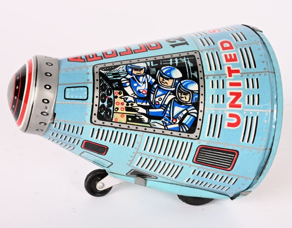 JAPAN TIN FRICTION APOLLO 12 SPACE CAPSULE (1 of 4)