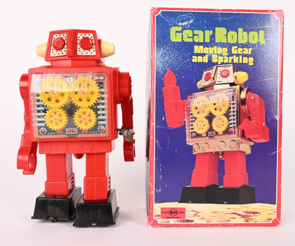 JAPAN WINDUP GEAR ROBOT w/ BOX: All original in great shape. Works. Boxed. 9" Excellent