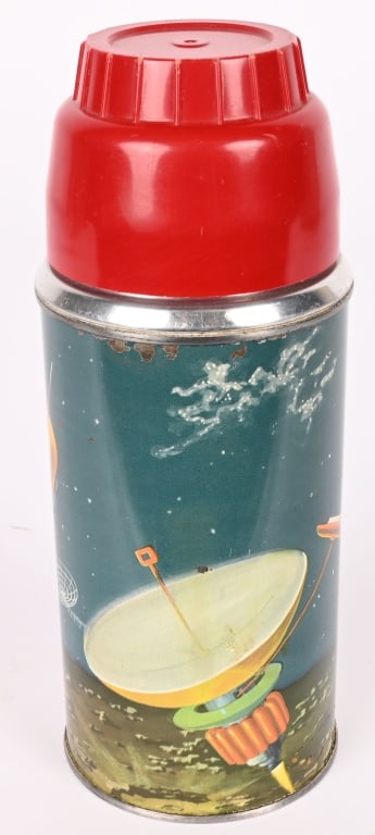 3- SPACE RELATED LUNCH BOXES - 16
