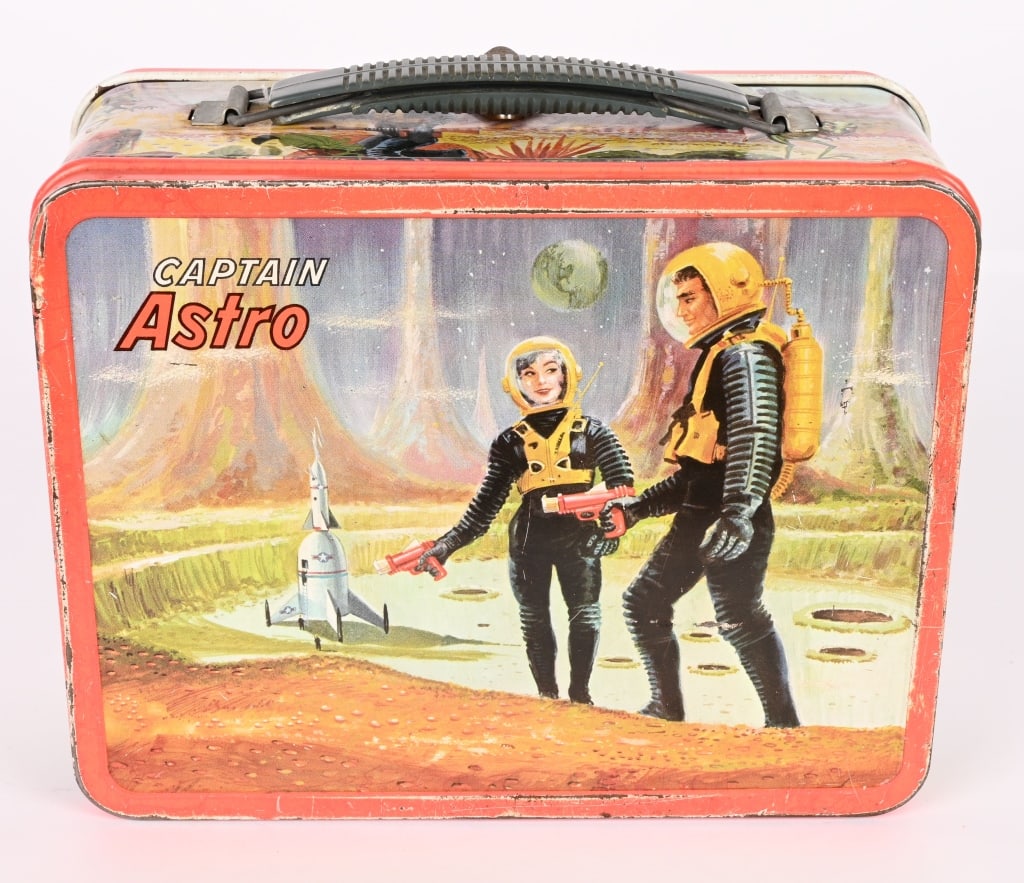 3- SPACE RELATED LUNCH BOXES - 6