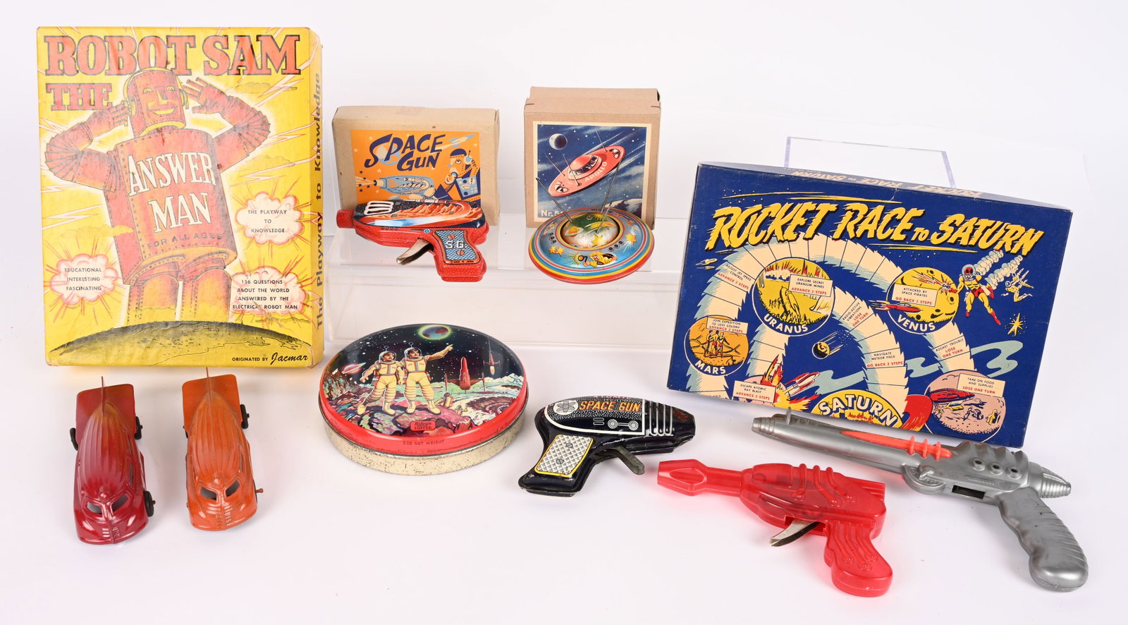 LOT OF SPACE TOYS (1 of 9)