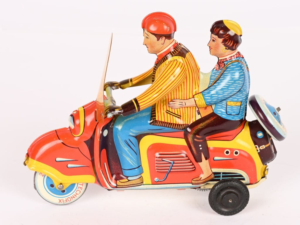 TECHNOFIX TIN FRICTION SCOOTER (1 of 5)