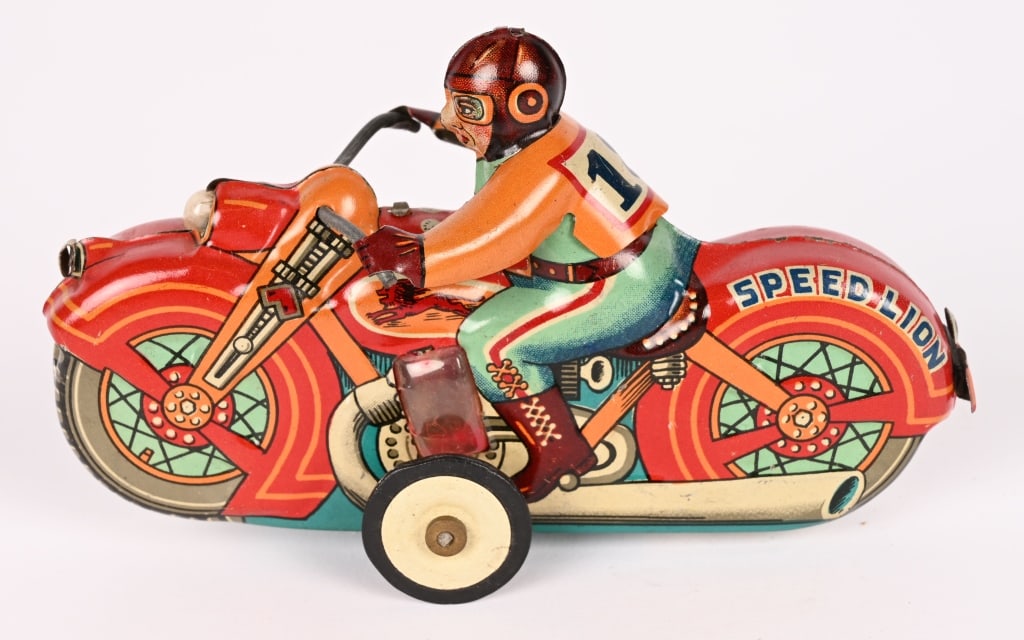 JAPAN TIN FRICTION SPEED LION MOTORCYCLE: All original in great shape. Nice colors. Friction works. 5 1/2" Excellent