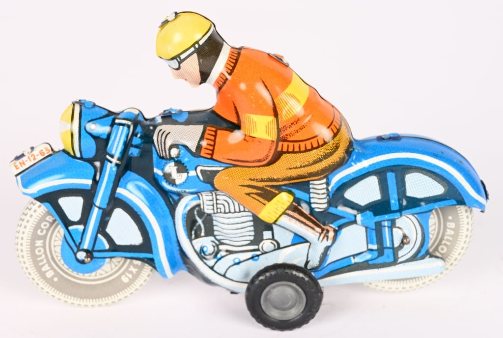HUNGARY TIN FRICTION CIVILIAN MOTORCYCLE: All original in great shape. Works 6" Excellent