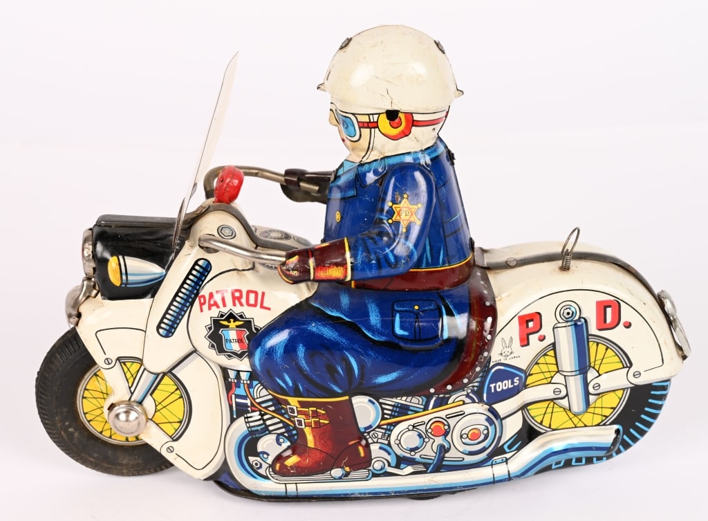 JAPAN TIN FRICTION PD PATROL MOTORCYCLE: All original in great shape. Friction works. 9 1/2" Excellent