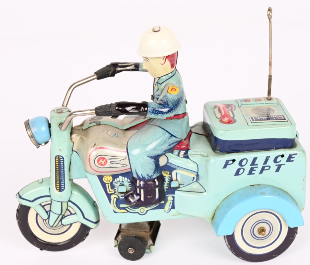 JAPAN TIN WINDUP POLICE DEPT MOTORCYCLE TRIKE: All original in clean condition. Windup works. 6" Excellent