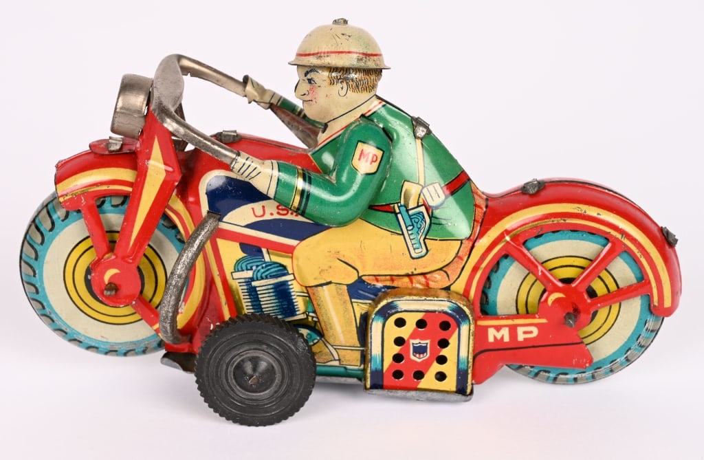 JAPAN TIN FRICTION USA MOTORCYCLE: All original with nice colors. Friction works. 6" Excellent