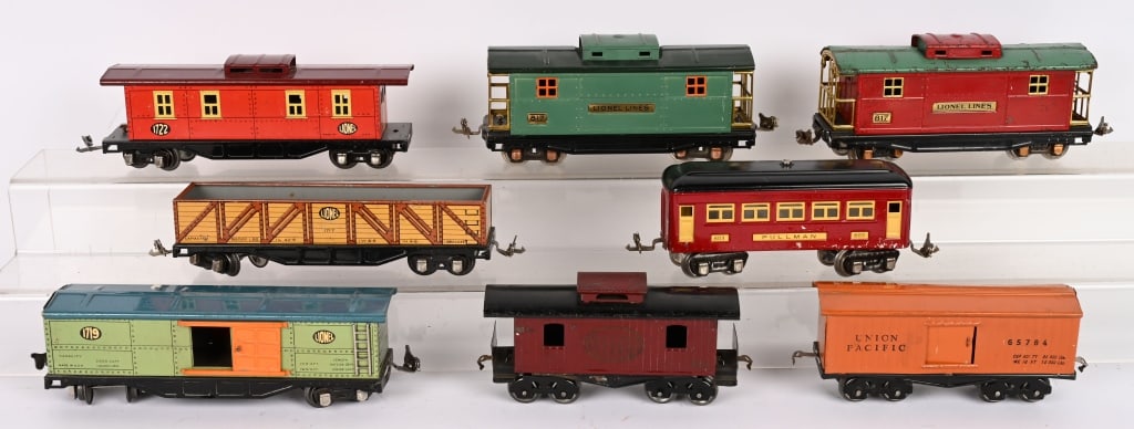 8- LIONEL O GAUGE ROLLING STOCK (1 of 4)