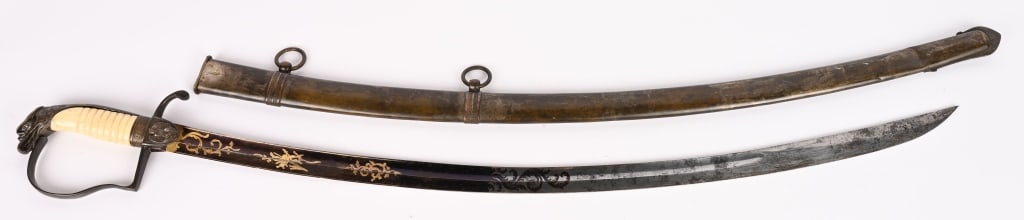 PRE CIVIL WAR AMERICAN EAGLE HEAD SWORD: 36" overall with a 31" curved blade. The blade is still very bright with blue panels and Gold inlay. The hilt is quite attractive with a eagle head pommel, federal eagle on the langet, and eagle 