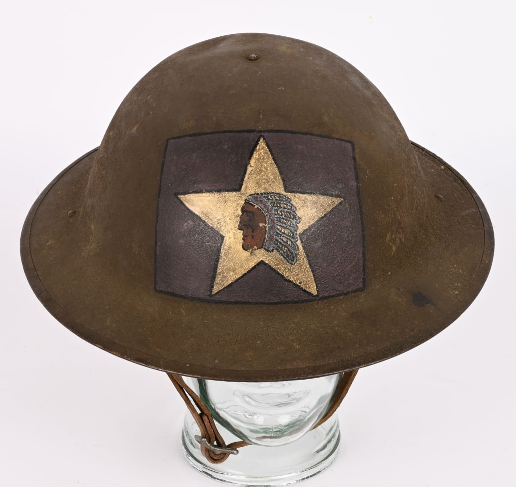 WW1 US MARINE CORPS 6TH MACHINE GUN PAINTED HELMET: Beautifully painted Marine Corps, 6th Machine Gun Battalion painted helmet. Helmet is complete and in excellent condition!. The 6th Machine Gun Battalion was a battalion of the United States Marine Co