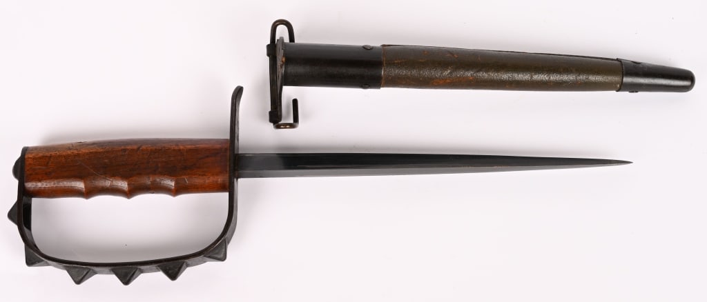 WW1 US ARMY M1917 KNUCKLE KNIFE LF&C WWI: U.S. World War 1 1917 L.F.& C. trench knife in excellent condition. This knife measures 14" overall. The blade itself measures 9". This knife has 6 point knuckle guard. 'U.S. L.F.&C. 1917' is stamped