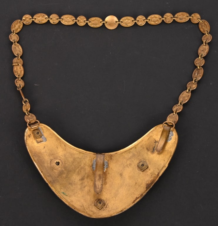 IMPERIAL GERMAN VETERANS GORGET DATED 1907 - 6