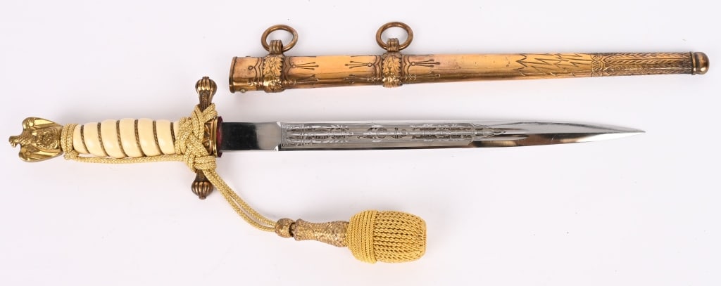 WWII NAZI GERMAN KRIEGSMARINE DAGGER EICKHORN WW2: Roughly 25cm long nickel/silver plated drop forged steel construction stiletto style blade with dual narrow central fullers to each side. Double engraved maker marked Eickhorn. The dagger has a nicely