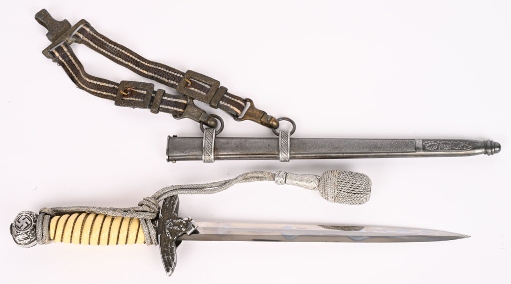 WWII NAZI GERMAN 2ND MODEL LUFTWAFFE DAGGER WW2: Roughly, 29cm long, bright, nickel/silver plated, double edged, drop forged steel, stiletto style blade with a flat central plane. Maker marked to "Alcoso". The leather washer is still intact. The dag