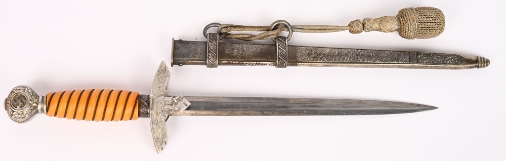 WWII NAZI GERMAN LUFTWAFFE OFFICERS DAGGER HORSTER: Original WWII Nazi German Luftwaffe Officers Dagger. Roughly 29cm long bright nickel/silver plated double edged drop forged steel stiletto style blade with a flat central plane. Maker marked to "E.F. 