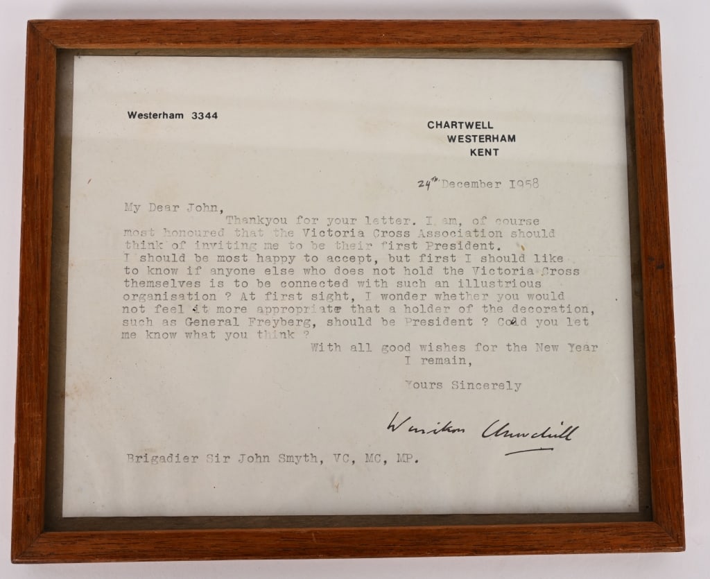 WINSTON CHURCHILL HAND SIGNED LETTER VC CROSS ASS. (1 of 3)
