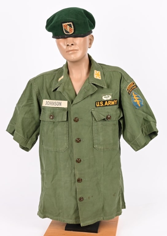 VIETNAM NAMED THEATER MADE BERET & FATIGUE SHIRT: Vietnam Special Forces Grouping to include 1) Theater Made Green Beret with a Theater Made 5th Group Flash and a yellow silk liner with a Command and Control South (CCS) RED BOMB BURST Theater Made