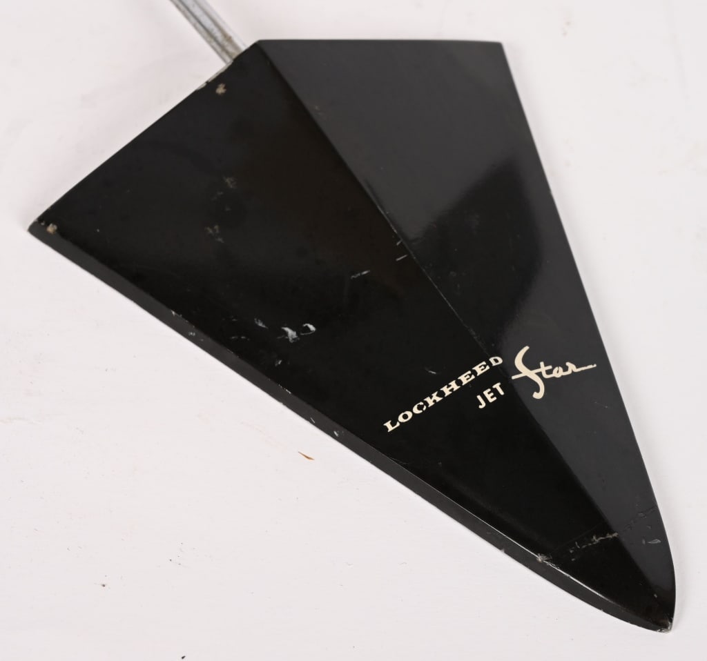LOCKHEED JETSTAR METAL DESK MODEL WITH STAND - 2