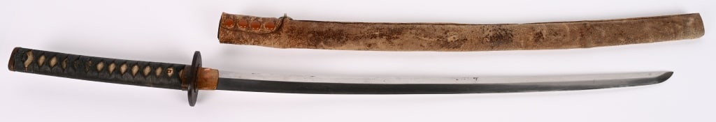 JAPANESE UNSIGNED KATANA WITH SIGNED TSUBA & SAYA (1 of 13)