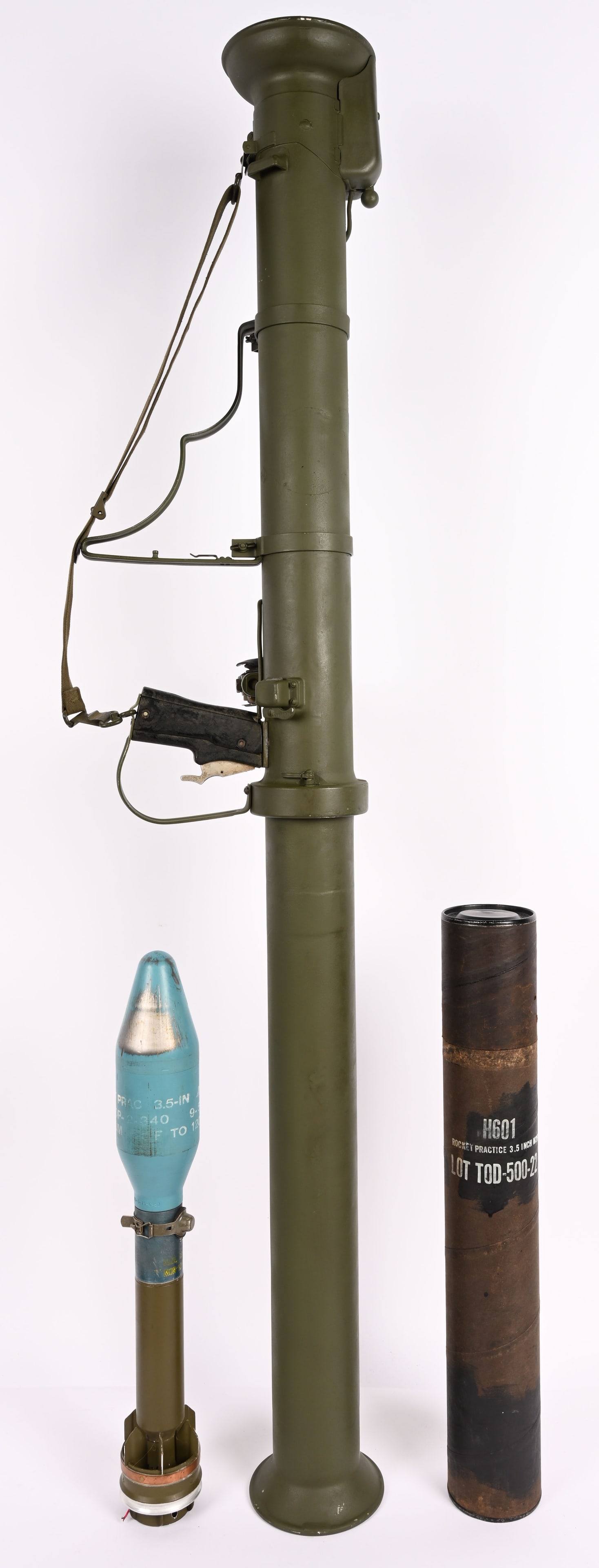 KOREAN WAR US M20 BAZOOKA 3.5 INCH ROCKET LAUNCHER: Shoulder-fired 3.5" rocket launcher, known as the M20 A1 "Super Bazooka" - includes original sight with working reticle and crosshairs and casedround. This bazooka has been "demilled" and will not fir
