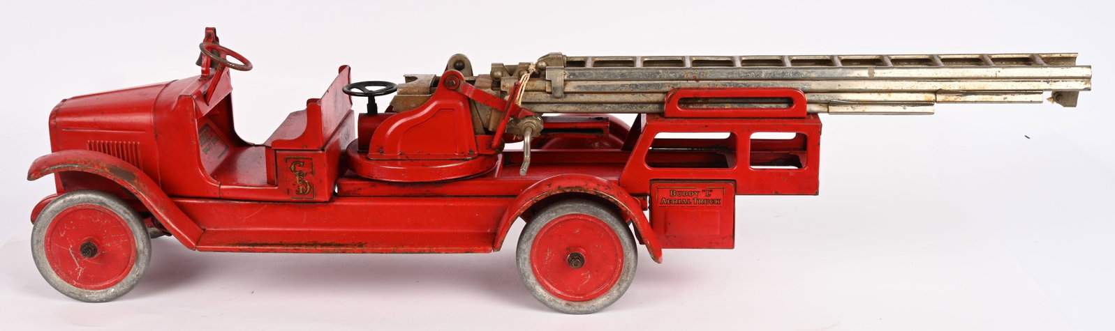 BUDDY L AERIAL LADDER TRUCK: Clean original Buddy L Aerial Ladder Truck. Nice paint and decals. Ladders still has very nice nickel plating. Great truck that displays well. 30" Excellent
