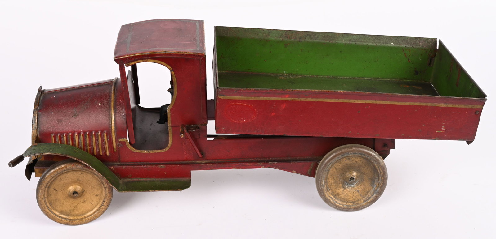 DAYTON DUMP TRUCK: Dayton pressed steel Dump Truck. Nice early toy. All original condition. 20" Excellent