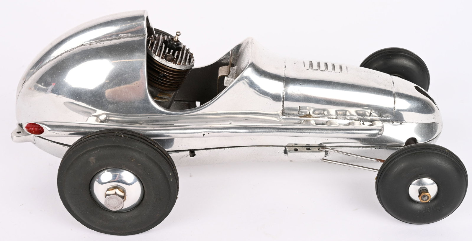 JAPAN MIDGETEE GAS POWERED TETHER RACE CAR: Japan Midgetee gas Powered Tether Race Car. Complete with Fuji .19 Engine. Hard to find Racer. 10" Excellent
