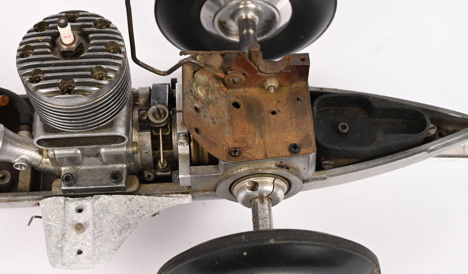 DOOLING ARROW GAS POWERED TETHER CAR - 10