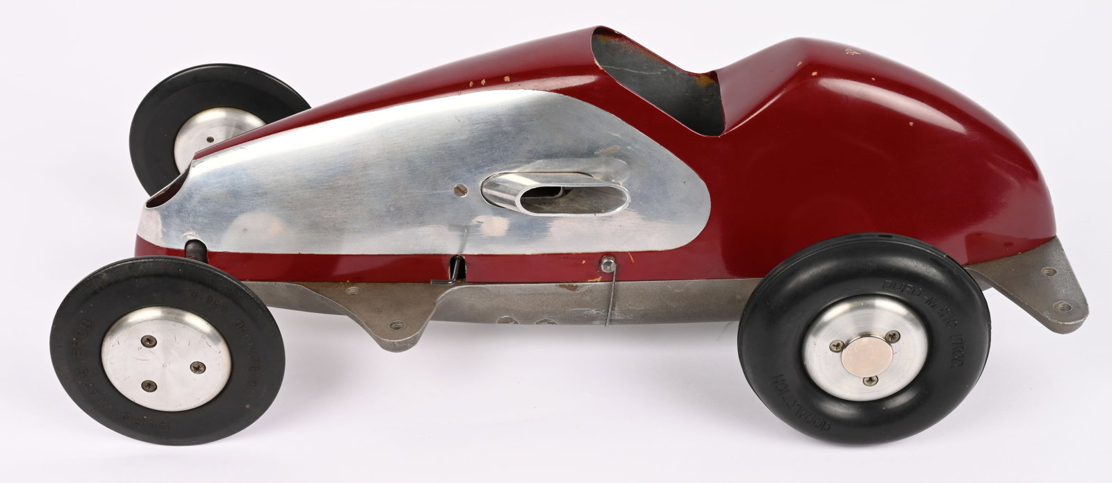 McCOY INVADER GAS POWERED TETHER RACE CAR (1 of 10)