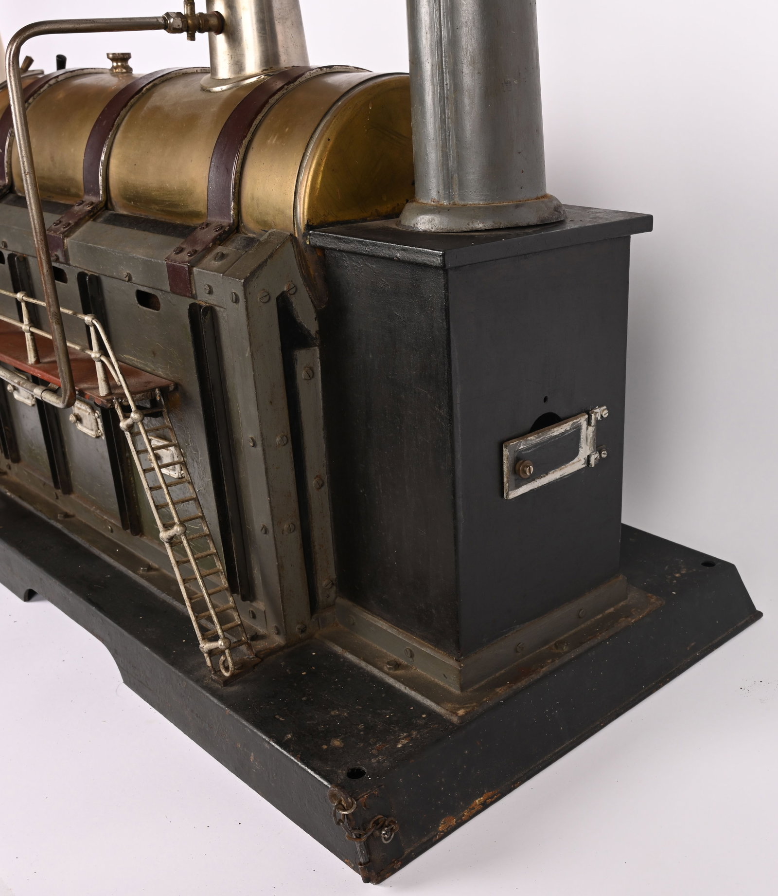 MARKLIN OVERSIZE SAMPLE STEAM PLANT - 14