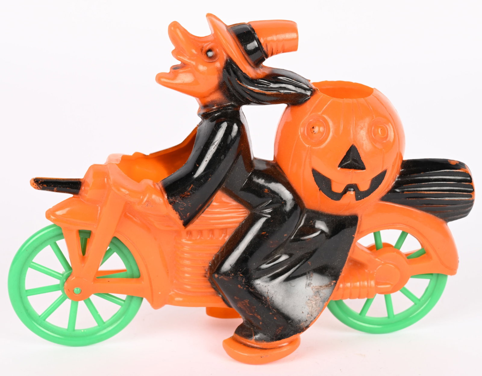 ROSBRO PLASTIC HALLOWEEN WITCH MOTORCYCLE (1 of 7)