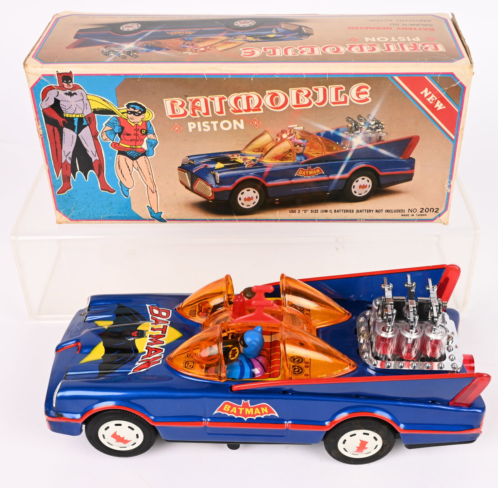 TAIWAN BATTERY OP BATMOBILE WITH PISTON w/ BOX (1 of 11)