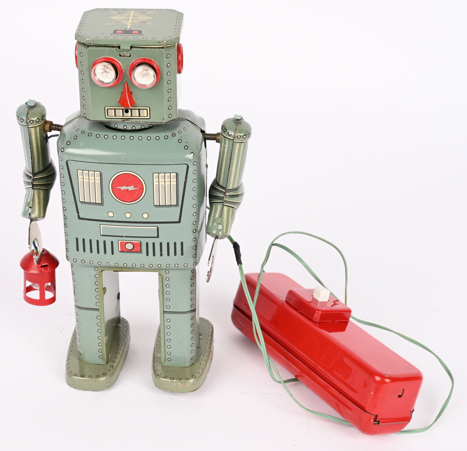 LINEMAR BATTERY OP LANTERN ROBOT (1 of 5)