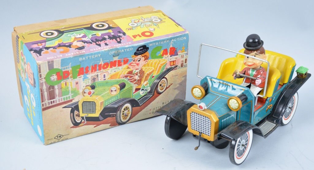 TN JAPAN BATTERY OP OLD FASHIOND CAR w/BOX: All original and complete. With box. Near Mint