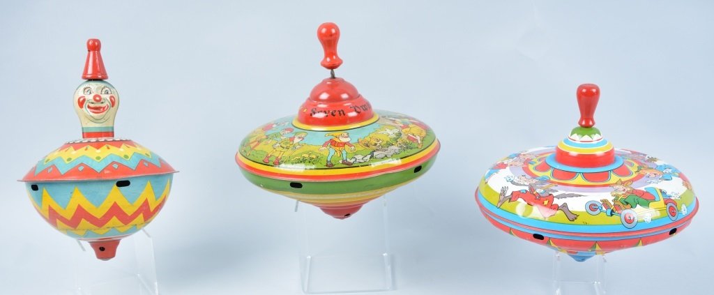 Lot of 3 Chein and Ohio Art Tops: All excellent with minor wear , Snow White, Clown and Three Little Pigs