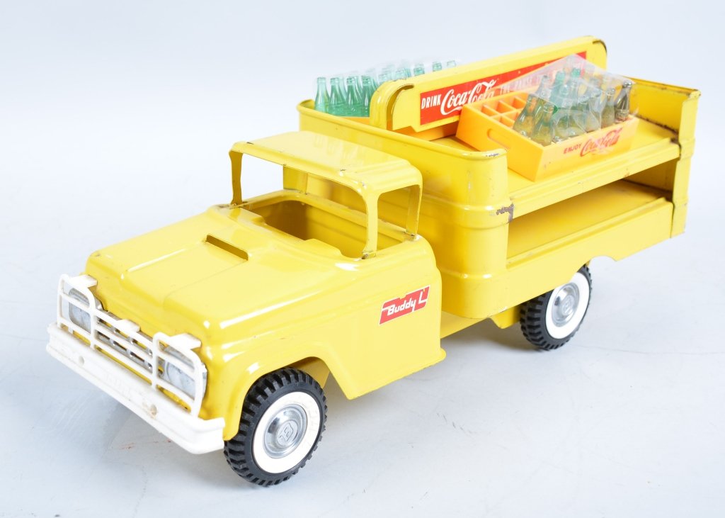 Buddy L Pressed Steel Coca Cola Delivery Truck: Great looking truck measures 15" Long. All original paint. With two original cases. Excellent