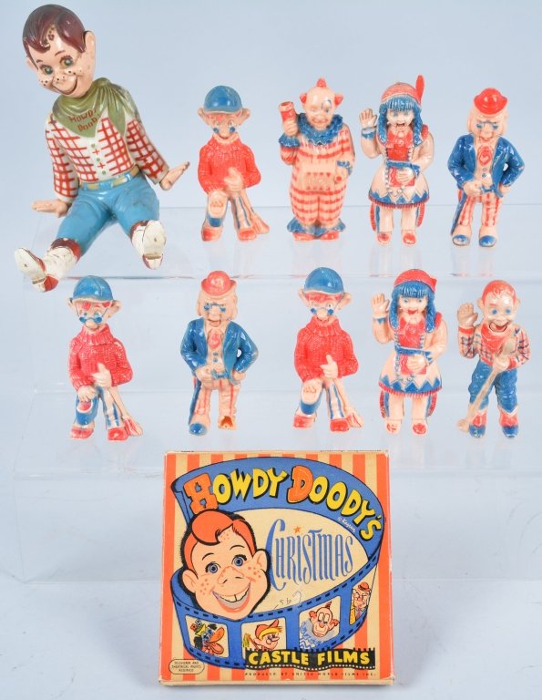 HOWDY DOODY Lot: Includes 9 Tee Vee Puppets, Howdy Doody Flim in box, and Howdy Doody Lamp figure. Some chips and paint lose. Good-Excellent