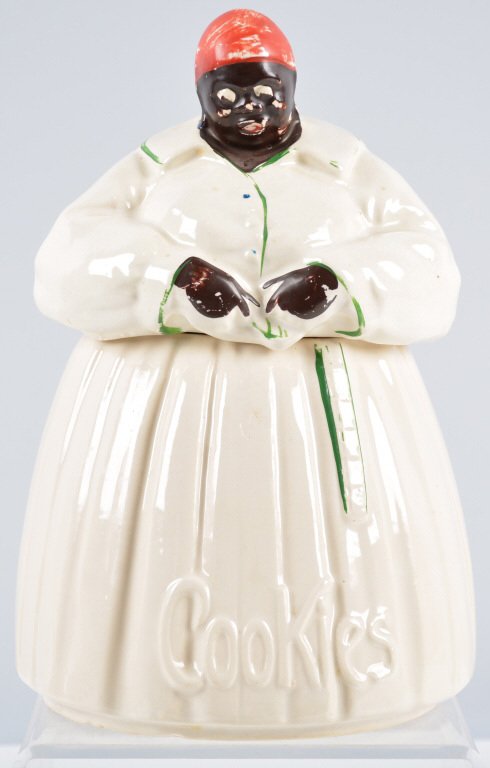 McCoy Mammy Cookie Jar: Nice original, 11" high, some light wear to paint, Very Good