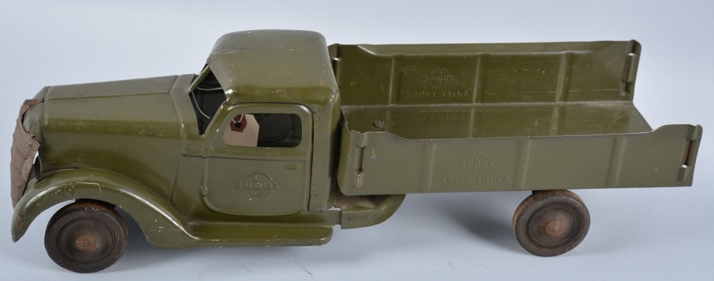 BUDDY L Pressed Steel ARMY TRUCK: Great looking early Buddy L Army Truck. The truck is all original and measures 20" long. Very nice original paint and wooden wheels. Excellent