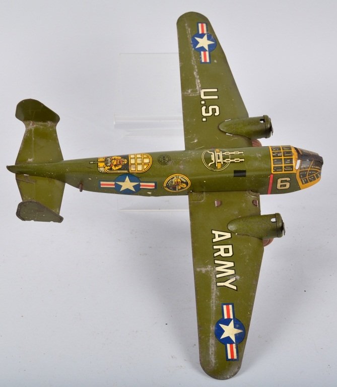 MARX Tin Windup ARMY AIRPLANE: Nice looking Marx tin windup aitpalne. Twin engine version. Nice colors and graphics. May clean to higher grade. Very Good