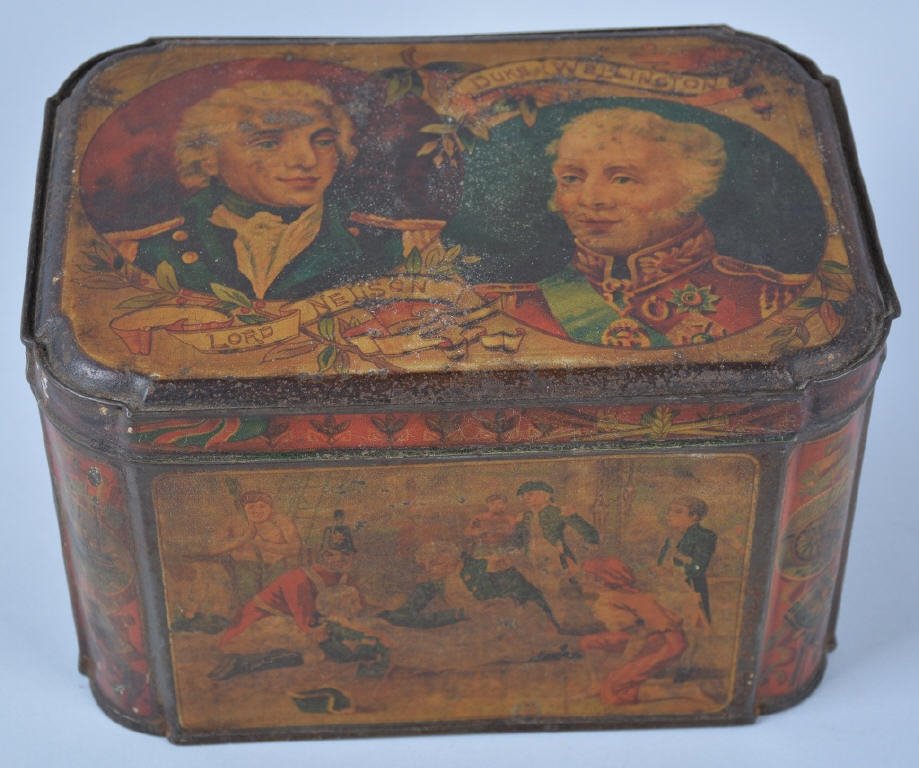 Early DUKE WELLINGTON & LORD NELSON CIGAR HUMIDOR: Very nice early Ciagr Humindor with great inages of Lord Nelson and Duke Wellington. Great colors. Litho shows a litle dark. Still has original tray. Very Good