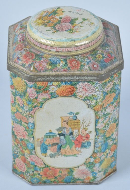 HUNTLEY & PALMER ORIENTAL BUSCUIT TIN: Great looking early Buscuit Tin. Has beautiful Oriental images around it. Great colors. Excellent