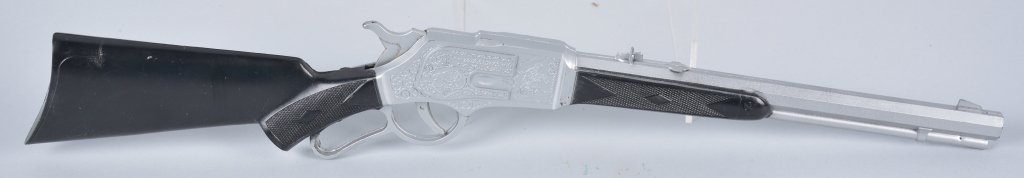 MARX New Old Stock WILD WEST CLICKER RIFLE: New Old Stock Marx Wild West Clicker Rifle. Came in box of 36 rifles. Very detailed looking rifle. Near Mint