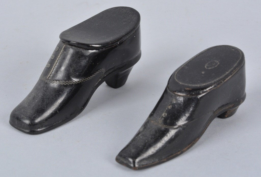 Lot of 2 Paper Mache Shoe Snuff Boxes: Nicely made paper mache with black lacquer. Both have hinged lids. Largest is 3 1/4" by 1 1/4". Excellent