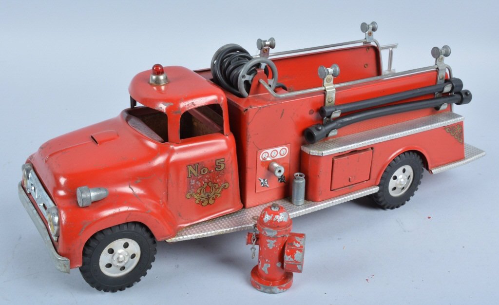 TONKA Pressed Steel PUMPER FIRE TRUCK\: Nicer early Tonka Pumper Fire Truck. All original including Ladders, Hydrant, and Hose. Nice paint and decals. Measures 17" long. Excellent