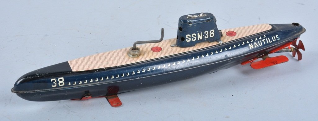JAPAN Tin Windup NAUTILUS SUBMARINE: Nice Sub with great colors. Crank windup works. 11" long. Excellent